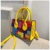 Nova Bolsa de Moda Outono 2021 Nova Bolsa Quadrada Pequena Costurada Estilo Ocidental Transversal Colorida Bolsa de Ombro Bolsa Transversal Casual