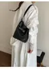 Bolsa de Braço para Mulheres 2026 Nova Moda Verão Tendência Versátil Bolsa de Ombro para Trabalho e Deslocamento Bolsa Saco Transversal