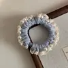 Cuerda para el Cabello Azul Perla de Alta Gama, Textura de Seda y Satén, Alta Elasticidad y Sin Daño al Cabello, Banda de Goma, Adornada con Perlas, Elegante y Versátil Goma para el Cabello