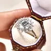 Anillo de Lujo Deslumbrante con Diamantes Chapado en Oro de 14K, Anillo Elegante para Mujer, Accesorios de Joyería de Alta Gama, Venta al por Mayor Transfronteriza