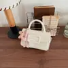 Bolso Cuadrado Pequeño de Moda Transfronterizo para Mujer, Nuevo Diseño de Nicho 2026 Versátil Bolso de Hombro y Cruzado