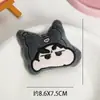 Accesorio de peluche estilo japonés con capucha de Crayon Shin-chan, broche de muñeco de dibujos animados Sanrio Shin-chan, accesorio de juguete DIY