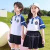Uniformes de Jardim de Infância, Novos Conjuntos de Verão, Uniformes de Turma da Temporada de Formatura, Uniformes de Apresentação, Uniformes de Escola Primária de Primavera e Outono, Conjunto de Três Peças