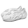 2025 Nuevo Verano Vietnam Zapatos de Moda Transfronterizos Tallas Grandes Zapatos de Playa Sandalias para Hombre Pantuflas Slip-on Coco 2828shoe