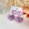 Sweet Dream otoño e invierno nuevo original hecho a mano de pelo de visón morado peludo aretes de aguja de plata aretes elegantes para socialité