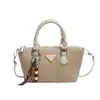 Nuevo Bolso de Mano Retro Plegado de Gama Alta para Mujer, Bolso Cruzado Versátil Casual para el Día a Día, Bolso de Hombro de Moda con Colgante