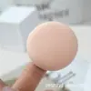 Novo Soprador de Maquiagem Triângulo Marshmallow para Uso Úmido e Seco, Não Absorve Pó, Alta Elasticidade, Soprador Pequeno, Amigo da Pele, Esponja Macia