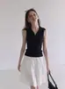 Elegante y hermosa camisa tipo polo negra con cuello camisero, chaleco interior de punto para mujer, adecuado para el verano, corte ajustado, cuello en V, top sin mangas