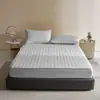 Cobre de Cama Acolchoado Liso Colorido Protetor de Colchão Respirável Espesso Totalmente Fechado Uso Doméstico Antiderrapante à Prova de Poeira Antibacteriano Capa Protetora
