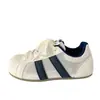 Zapatillas casuales transpirables de malla para mujer con puntera de concha, nuevo estilo coreano chic de nicho de verano, zapatos deportivos blancos