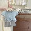 Traje de Niña Verano 2026 Nuevo Estilo Coreano Camiseta de Manga Corta para Bebé Pantalones Largos Pantalones Acampanados Conjunto de Dos Piezas Moderno