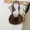 Bolso de Nicho Estilo Coreano Bolso de Hombro Individual de Peluche Nuevo 2026 Bolso de Mano Retro de Gama Alta Bolso Tote Elegante
