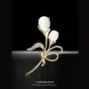 Broche Estilo Coreano Serie de Moda Broche Creativo Collar Colorido Cristal Brillante Strass Sujetador Anti-Exposición para Ropa