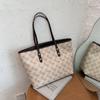 Bolsos de Gran Capacidad Populares de Este Año, Bolsos de Mujer, Nuevos Bolsos de Hombro de Otoño e Invierno, Bolsos Versátiles para Ir al Trabajo, Bolsos Tote