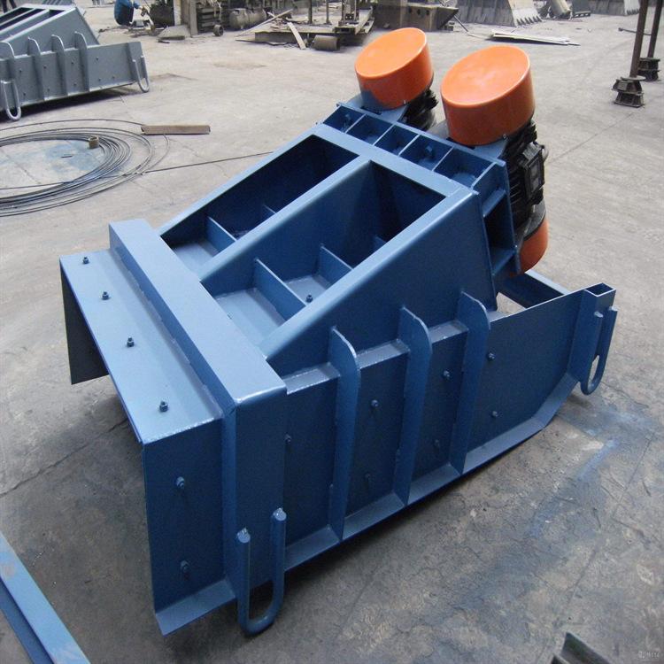 电磁振动给料机 (4)