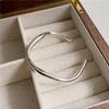 Pulsera Sólida Asimétrica Fluida de Plata Esterlina S925 Estilo Coreano para Mujer Pulsera Sencilla de Moda Sensible a la Luz Venta al por Mayor