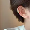 Aretes de Clip Sin Perforaciones 2025 Nuevo Diseño de Nicho Pendientes de Alta Gama para Mujer Geométricos Estilo Lujo Ligero Sin Perforaciones