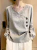 Top de encaje francés para mujer, nueva colección otoño 2026, diseño abotonado, efecto adelgazante, moderno y versátil, camisa gris única