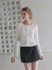 Cárdigan de punto con cuello redondo, manga larga, huecos y volantes, color blanco, para mujer, principios de otoño, ajuste ceñido, top fresco de seda helada