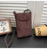 Bolsa transversal simples e popular para celular para mulheres, mini bolsa de ombro leve e estilosa para caminhar e fazer compras, atacado de verão para mulheres