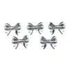 Nuevos Accesorios de Joyería de Lazo Perforado Electrochapado en Plata DIY Agujero Zapatos Accesorios para el Cabello Funda de Teléfono Móvil Accesorios de Cadena Parche
