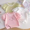 Camiseta de verano dulce y linda para niñas nueva caricatura cuello de encaje estilo occidental bebé verano manga corta camiseta básica