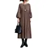 Vestido Largo Premium Estilo Japonés Otoño/Invierno 2026 Nuevo Cuello Redondo Manga de Farol Dobladillo Plisado, Moderno y Adelgazante