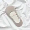 Calcetines Invisibles Finos de Verano para Mujer, Color Sólido, Resistentes al Olor, Talón de Silicona Antideslizante, Calcetines Cortos de Corte Bajo, Modernos para el Verano