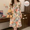 Bata Transfronteriza para Mujer de Verano Nubes Algodón Pijamas Manga Corta con Almohadilla en el Pecho Delgada Linda Flor Suelta Ropa de Casa de Verano