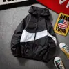 Suministro de comercio electrónico transfronterizo: Chaqueta de piel con capucha de retazos de verano, ropa casual transpirable y ligera para hombres, ropa de pesca con protección solar de bloques de color