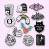 Broche de Calavera Fantasma Oscuro Gato Negro de Halloween Divertido Calavera Insignia de Metal en Inglés Pequeño Regalo
