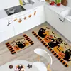 Juego de Dos Piezas de Terciopelo de Cristal con Temática de Halloween para Cocina, Alfombra de Entrada Absorbente de Agua y Aceite, Resistente a la Suciedad