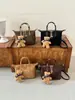 2026 Nuevo Bolso Tote Retro de Gamuza de Gama Alta Estilo Coreano de Nicho para Mujer, Gran Capacidad, para el Trabajo Diario, Bolso de Hombro, Bolso Cruzado