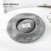 Boina de Lana de Color Sólido con Lazo Venta al por Mayor Moda Metal Otoño e Invierno Nuevo Estilo Versátil Sombrero de Artista Venta Caliente Transfronteriza