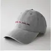 Boné de Baseball Macio com Bordado de Letras Color-Blocking Simples Estilo Coreano, Simples Casual Versátil para Todas as Estações, Boné Bico de Pato Emagrecedor