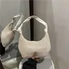 Bolsas Artesanais para Mulheres 2025 Nova Moda Tendência Retro Bolsa Tote de Palha Versátil Grande Capacidade Bolsa de Ombro para Mulheres