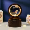 Bola de Cristal Transfronteiriça Base Giratória com Textura de Madeira Luminária Noturna Brilhante Lâmpada do Céu Estrelado 3D Decoração de Mesa Presente Criativo de Feriado