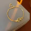 Pulseira Simples de Fivela de Ferradura com Zircônia Pulseira Leve de Luxo de Alta Qualidade Moda Elegante Pulseira Versátil Design Feminino Nicho
