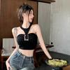 Estilo Lujuria Pura Sexy Chica Caliente Hebilla Metálica Halter Top Corto de Verano para Mujer Sin Espalda Sin Mangas Tirantes Pequeños Top Negro