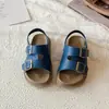 Sandalias Birkenstock para Niños 2026 Verano Nuevas para Niñas Suela Suave Punta Abierta Zapatos de Playa para Niños Transpirables Versátiles Sandalias Pantuflas