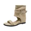 Versão em Pele de Ovelha~Sandálias Retro de Dedo com Aumento Interno de Altura para Mulheres 2026 Novo Estilo Fivela de Cinto Bota de Cano Curto Sandálias Romanas