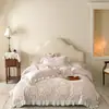 Juego de Cuatro Piezas de Terciopelo de Leche Grueso Francés Tallado para Otoño e Invierno, Suave y Femenino, Coral de Terciopelo Antiestático Tallado, Ropa de Cama 2m