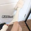 Meias de cano médio para outono e inverno, cor branco leitoso, padrão vertical, meias quentes, modeladoras, versáteis para mulheres, meias cinza japonês felpudas para mulheres