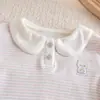 Camiseta de manga larga a rayas para niña con cuello de muñeca y diseño de oso de dibujos animados, estilo coreano, moderna, nueva prenda versátil de manga larga para primavera/otoño