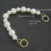 Cadena para Teléfono Nueva Estilo Perla Sintética con Colgante de Corazón, Funda de Teléfono Corta Anticaída y Antiperdida con Fijación de Tornillo, Mayoreo