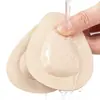 Almofadas bicolores em formato de gota para a parte da frente do pé em saltos altos, com inserções macias, resilientes, autoadesivas, ajustáveis em meio número, design em colmeia para antiderrapante e absorção de choque.