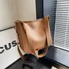 Bolso Cubo Súper Popular para Viajes de Primavera y Verano para Mujer 2026 Nuevo Estilo Bolso de Mujer de Cuero PU Bolso de Hombro Cruzado de Gran Capacidad de Alta Gama