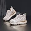Tênis Feminino da Moda 2025 Novos Outono Casual Calçados Esportivos Populares Versáteis Sapatos que Aumentam a Altura