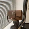 Bolsas 2025 Verano Nuevo Estilo Bolso de Hombro Cruzado de Moda Bolso Baguette Bolso de Axila de Nicho de Gama Alta Venta al por Mayor
