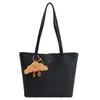 Bolso Tote Sencillo de Gran Capacidad para Viajes Diarios para Mujer 2025 Invierno Nuevo Estilo Lujo Accesible Color Contrastante Estilo Extranjero Exquisito Bolso de Hombro Único